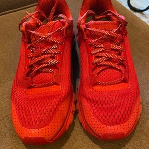 HOVR Infinity Under Armour Shoes